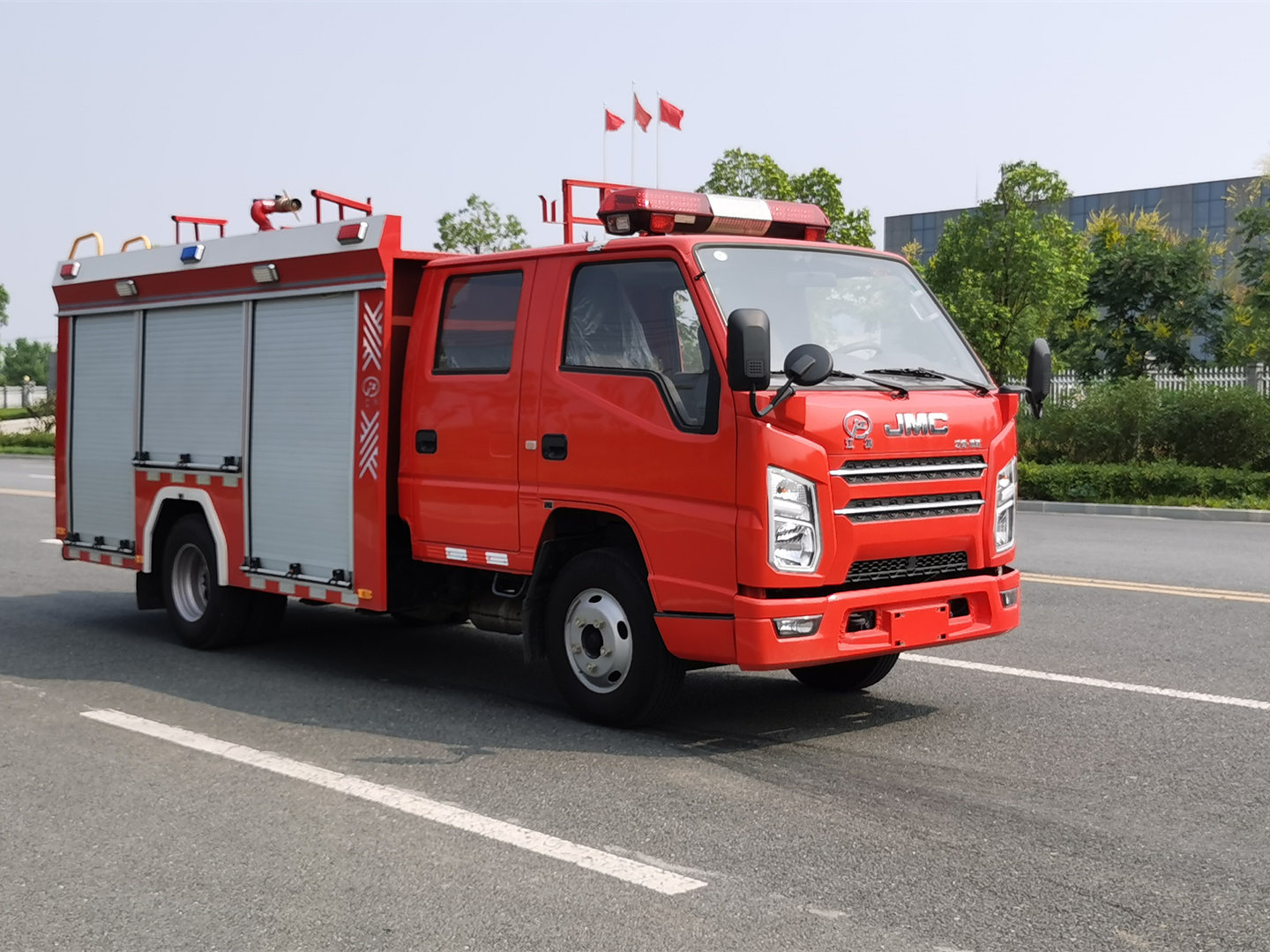 江鈴順達(dá)1.5噸水罐消防車