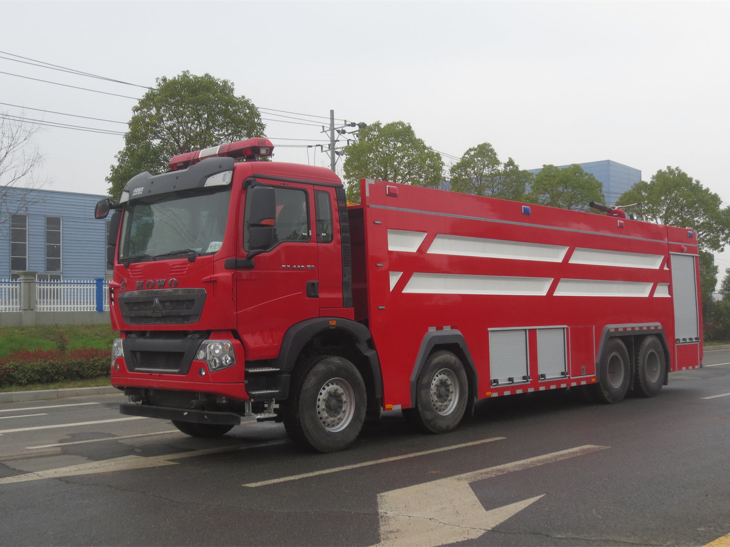 重汽24噸單排水罐消防車(chē)